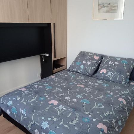 Appartement F2 Meuble Centre Ville Brive-la-Gaillarde Exterior foto
