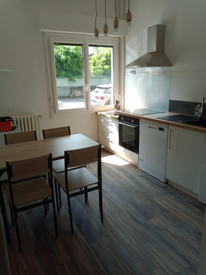 Appartement F2 Meuble Centre Ville Brive-la-Gaillarde Exterior foto