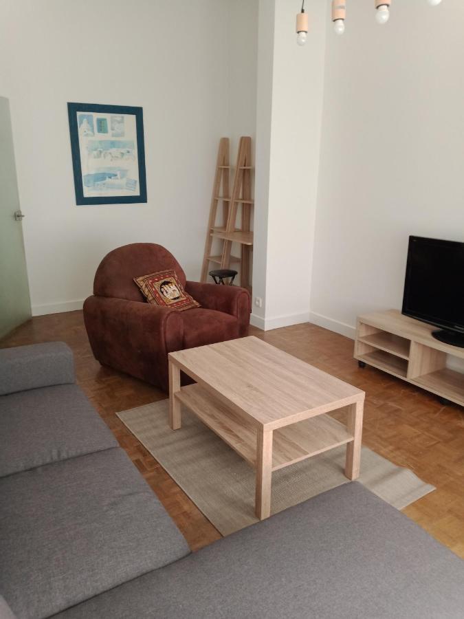 Appartement F2 Meuble Centre Ville Brive-la-Gaillarde Exterior foto